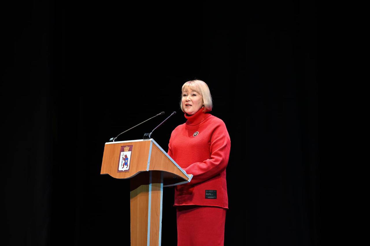 35 ЛЕТ НА СЛУЖБЕ РОССИИ: В МАРИЙ ЭЛ СОТРУДНИКИ И ВЕТЕРАНЫ НАЛОГОВОЙ СЛУЖБЫ ПРИНИМАЮТ ПОЗДРАВЛЕНИЯ 35 ЛЕТ НА СЛУЖБЕ РОССИИ: В МАРИЙ ЭЛ СОТРУДНИКИ И ВЕТЕРАНЫ НАЛОГОВОЙ СЛУЖБЫ ПРИНИМАЮТ ПОЗДРАВЛЕНИЯ