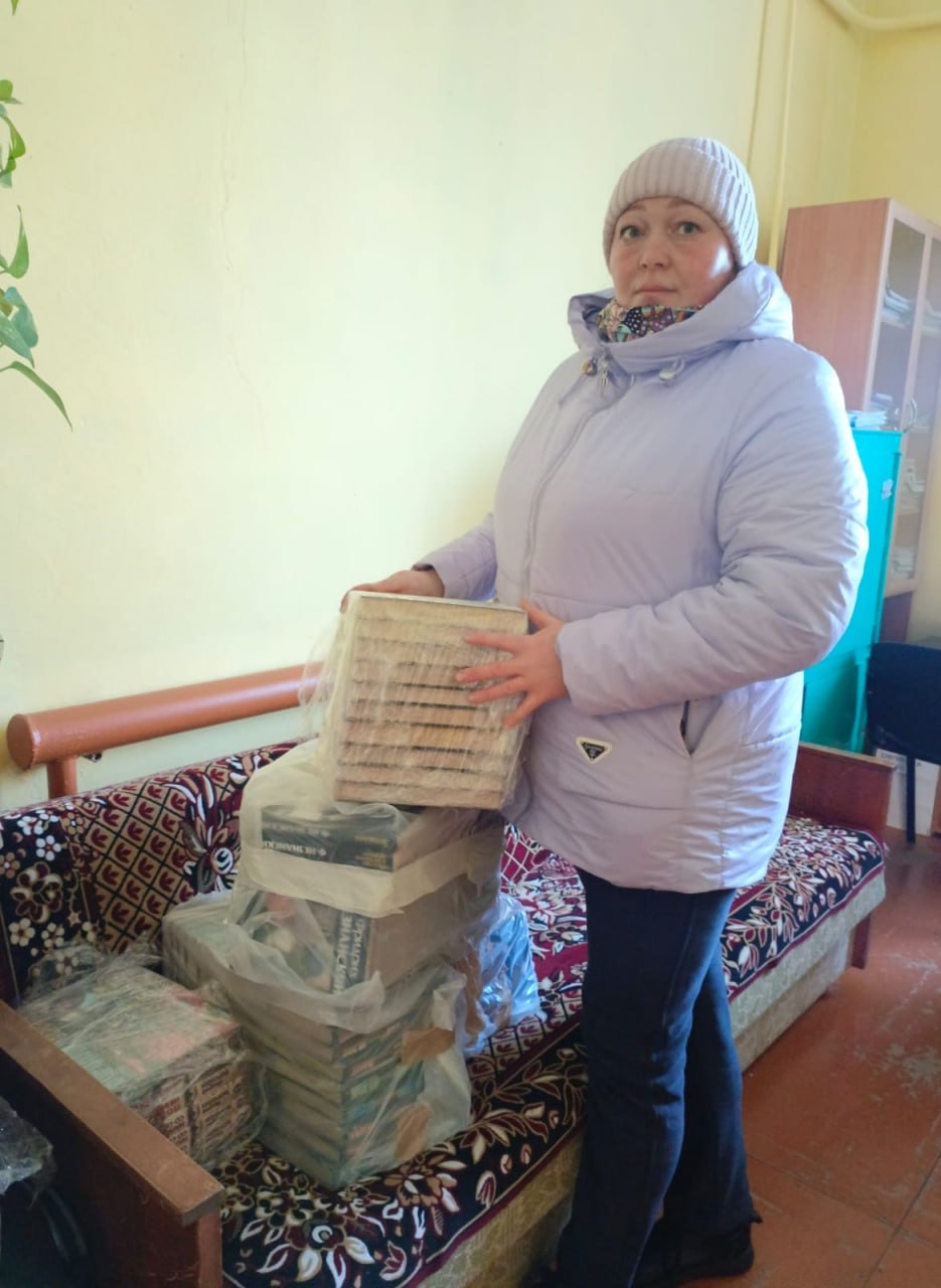 Книжное собрание жительницы Самары оказалось в сельских библиотеках Марий Эл Книжное собрание жительницы Самары оказалось в сельских библиотеках Марий Эл