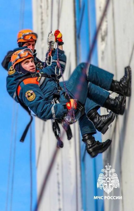 Доброе утро!. Пусть этот день принесет вам много энергии, позитива и удачи во всех начинаниях