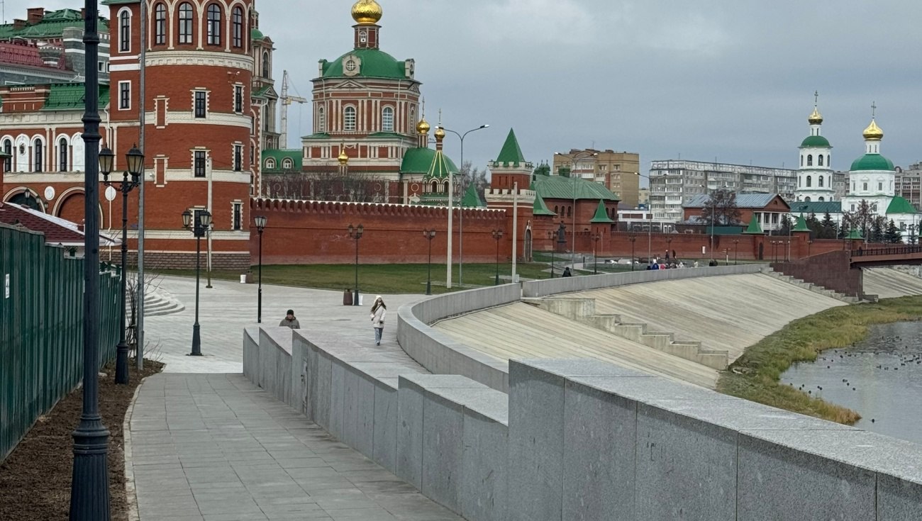 Около Итальянского парка в Йошкар-Оле завершили обустройство пандусов