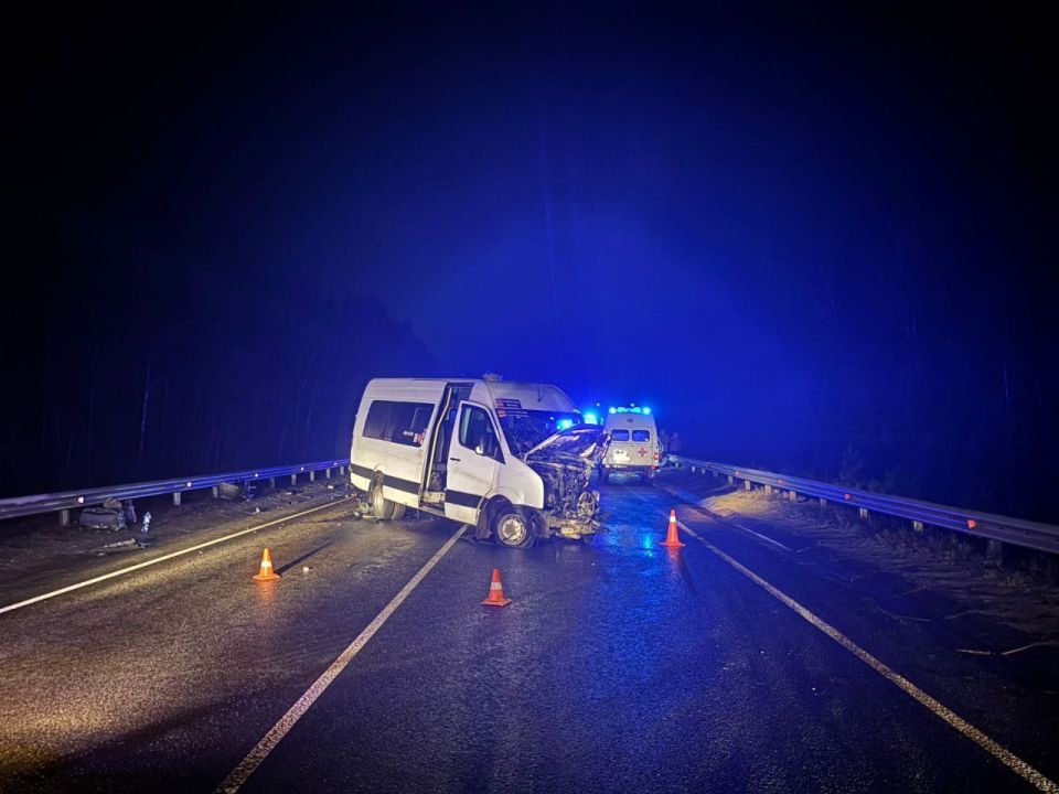 , 22 ,         Ford   Toyota