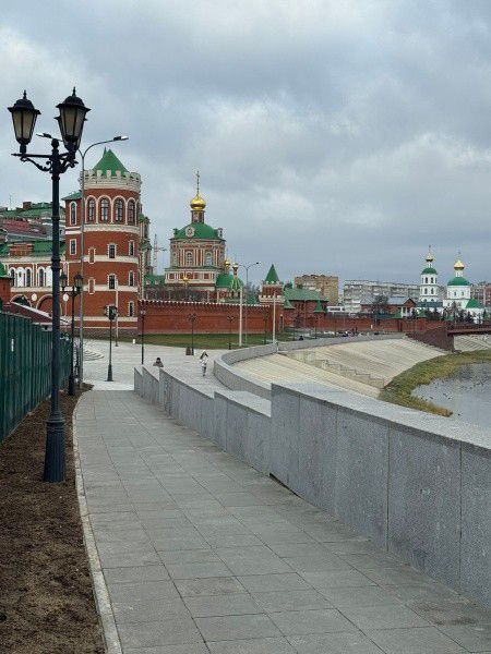   :.                 -      -     ...