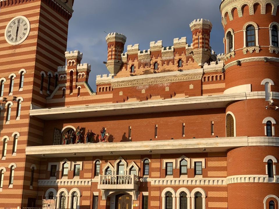  -            ,     ,  12 