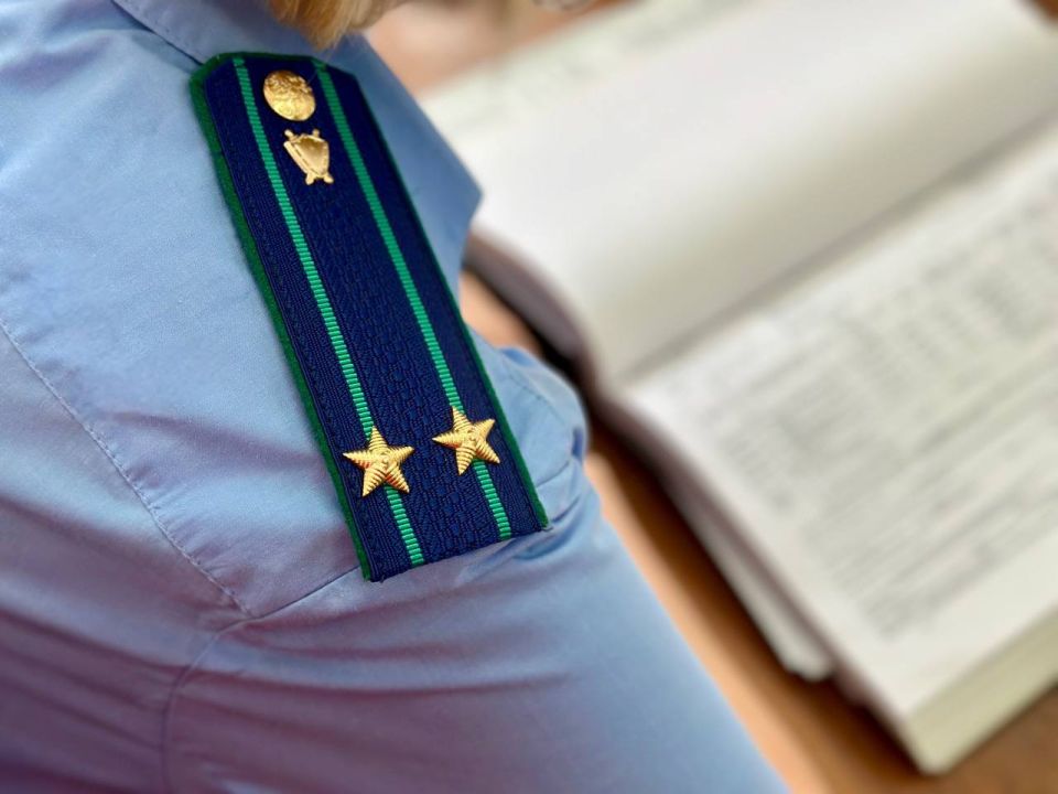 Прокуратура потребовала прекратить действие водительского удостоверения в связи с наличием медицинских противопоказаний у его владельца