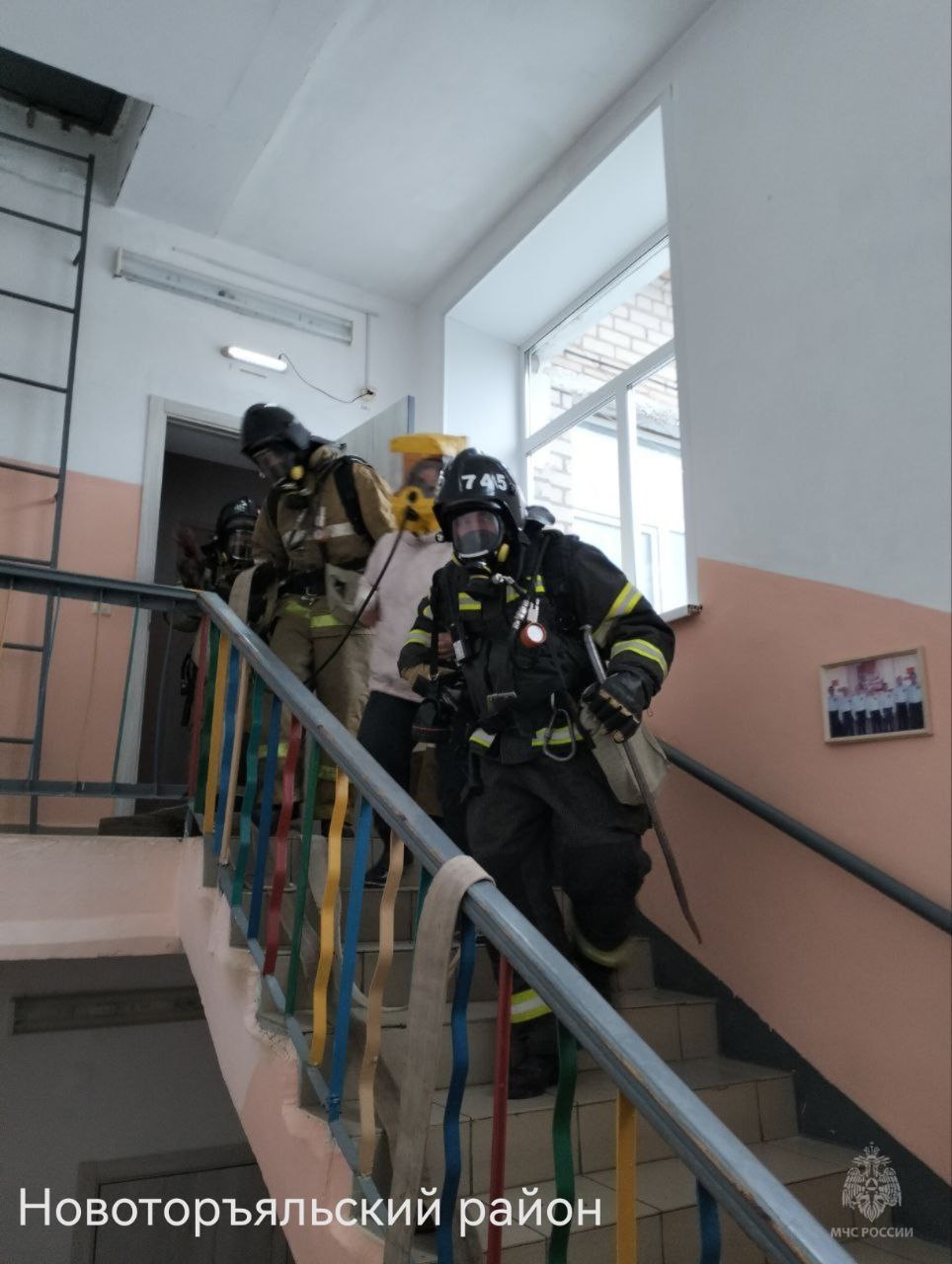 В Марий Эл прошли масштабные пожарно-тактические учения в социально значимых учреждениях с круглосуточным пребыванием людей В Марий Эл прошли масштабные пожарно-тактические учения в социально значимых учреждениях с круглосуточным пребыванием людей