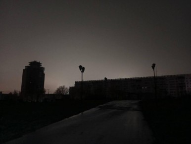 Подача электричества прекратилась ориентировочно в 14:50, возобновили ее в 15:10