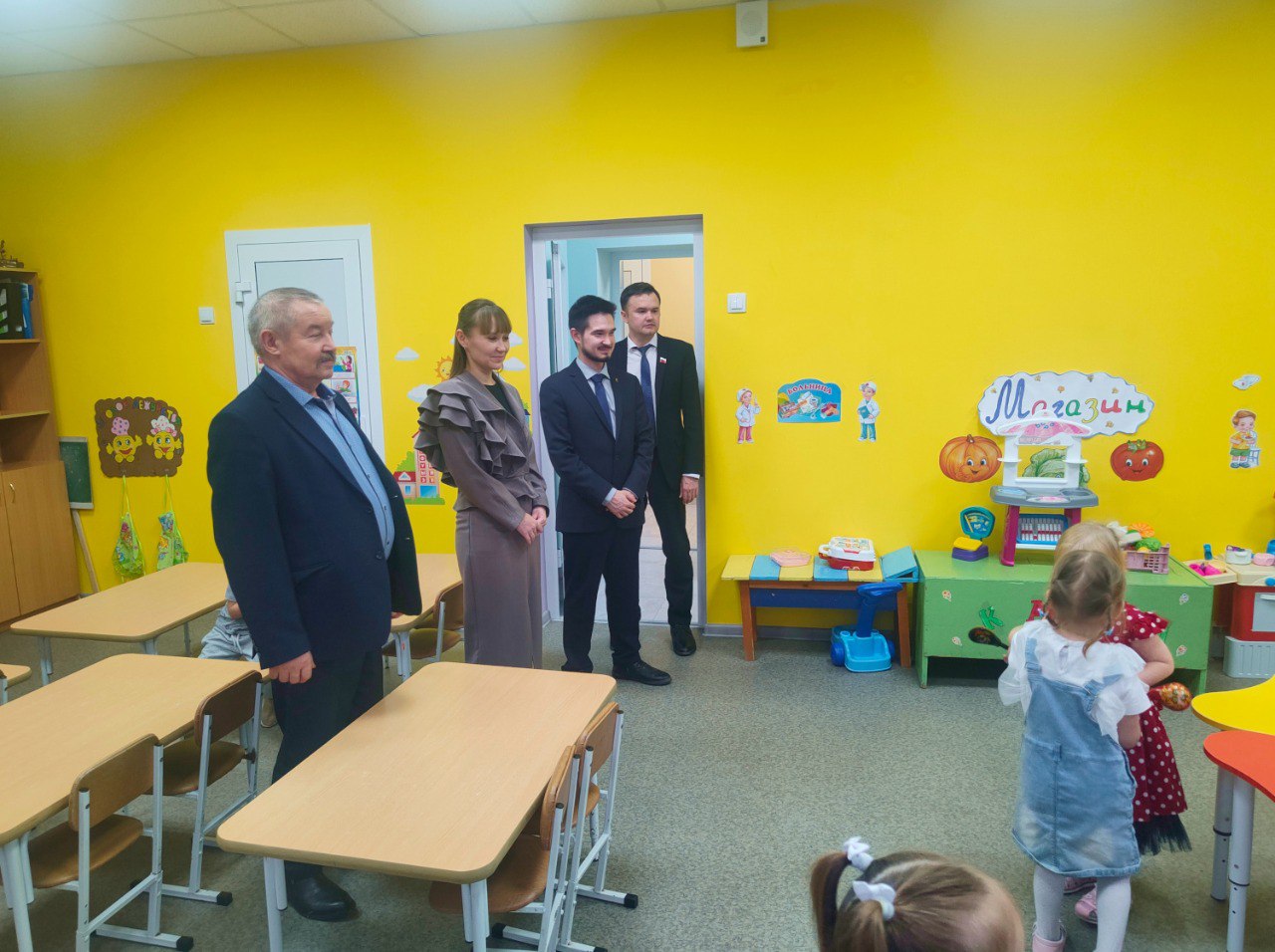 ЗАМЕСТИТЕЛЬ ПРЕДСЕДАТЕЛЯ ГОССОБРАНИЯ АЛЕКСАНДР СМИРНОВ ВЫПОЛНИЛ ПРОСЬБУ ВОСПИТАТЕЛЕЙ СЕЛЬСКОЙ ШКОЛЫ ЗАМЕСТИТЕЛЬ ПРЕДСЕДАТЕЛЯ ГОССОБРАНИЯ АЛЕКСАНДР СМИРНОВ ВЫПОЛНИЛ ПРОСЬБУ ВОСПИТАТЕЛЕЙ СЕЛЬСКОЙ ШКОЛЫ