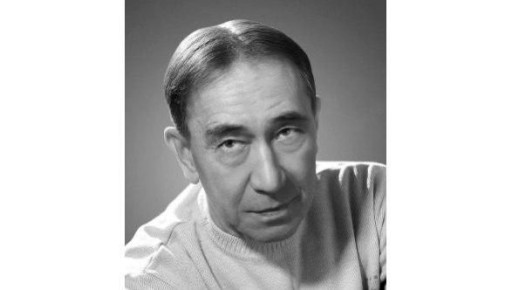 В Академическом русском театре драмы имени Г. Константинова в Йошкар-Оле сообщили о кончине заслуженного артиста Марий Эл Дамира Закирова