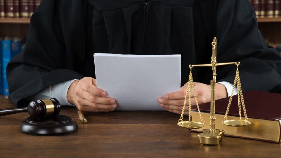 Суд постановил уволить худрука Театра-Театра в ПФО за договоры с зятем