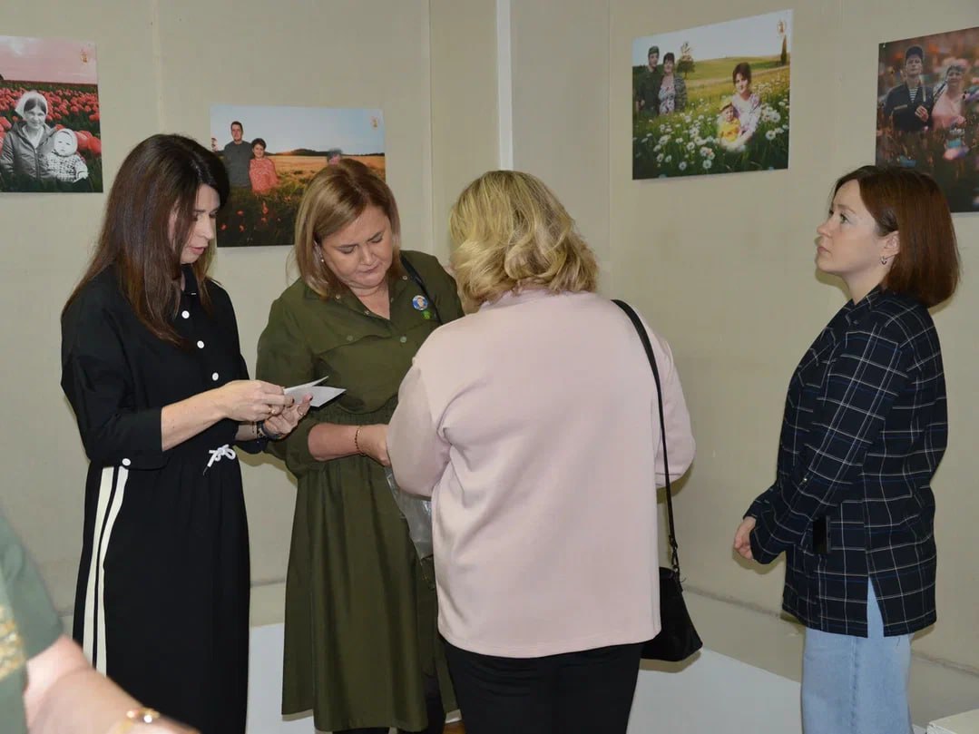 Юрий Зайцев: Хочу отдельно поздравить с праздником мам участников специальной военной операции Юрий Зайцев: Хочу отдельно поздравить с праздником мам участников специальной военной операции