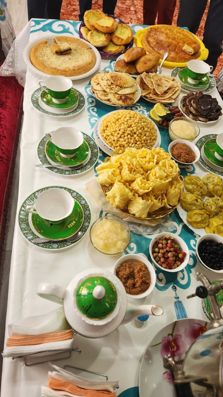 В Марий Эл готовят уникальную гастрокнигу –«Гастрономический код Марийского края: наследие предков на вашем столе» В Марий Эл готовят уникальную гастрокнигу –«Гастрономический код Марийского края: наследие предков на вашем столе»