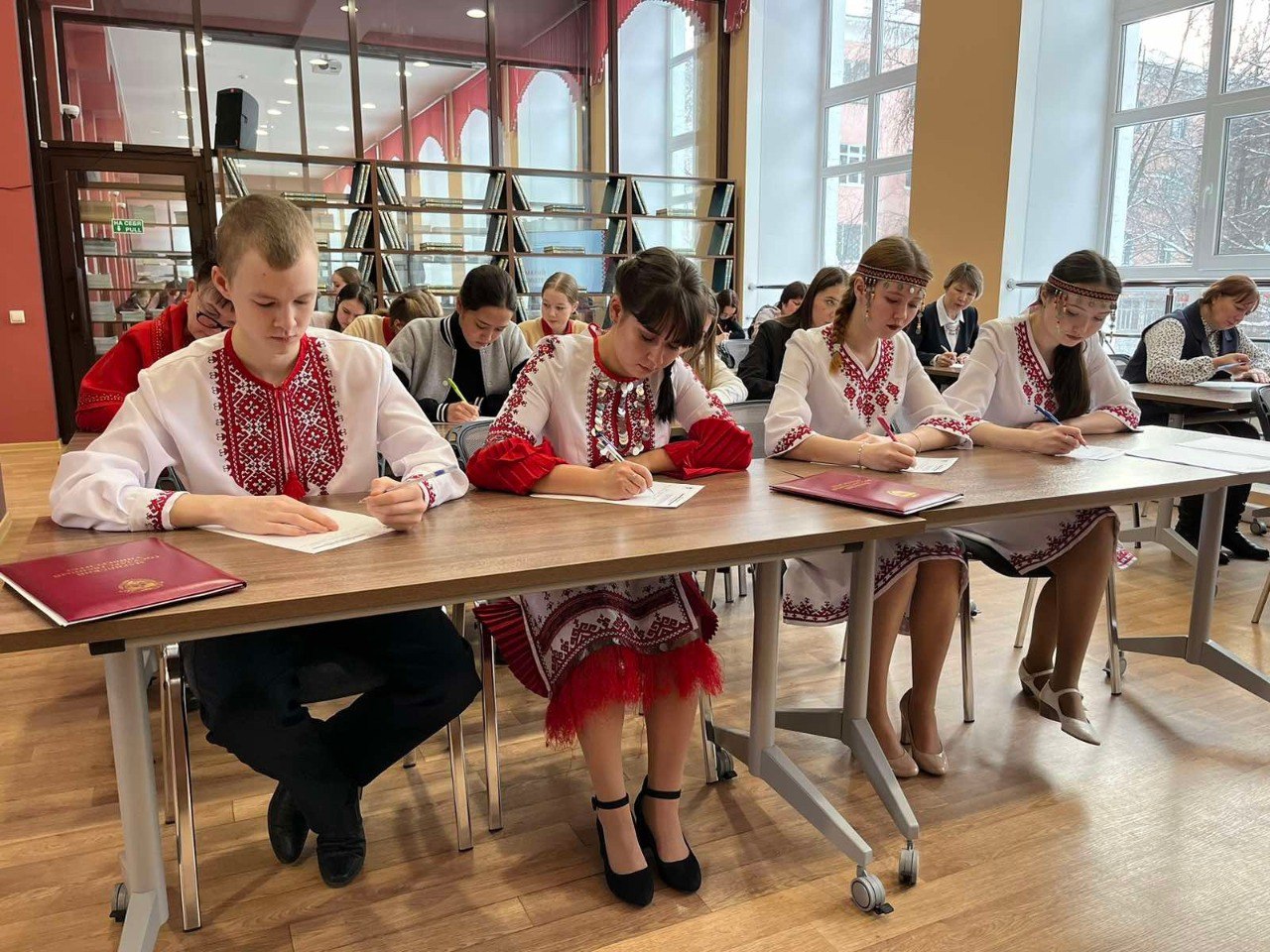 Уже завтра, 5 декабря, в нашем эфире пройдёт традиционная акция «Пишем по-марийски правильно»