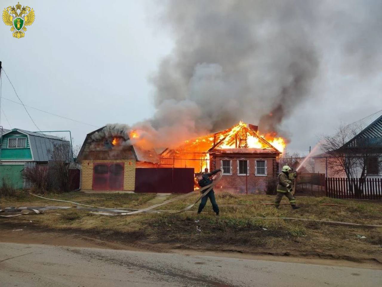 Житель Волжска пострадал на пожаре в частном доме, который случился сегодня около 10 часов