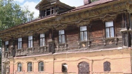 Старинное здание 1891 года в Юринском районе нуждается в серьёзном ремонте