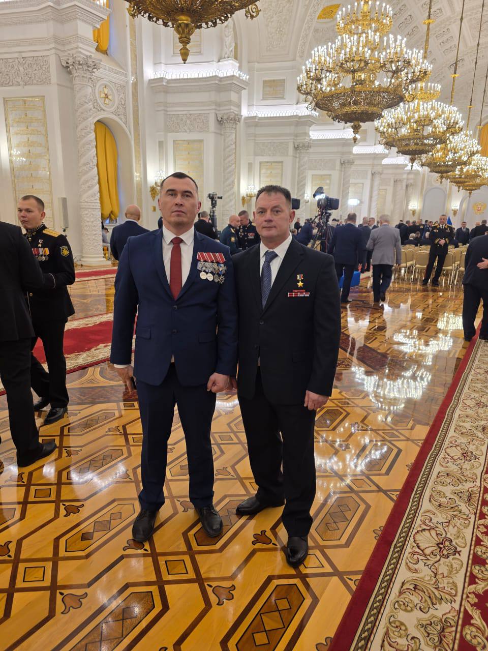 В День Героев Отечества кавалер четырёх орденов Мужества из Марий Эл Роман Возняк принял участие во встрече Президента России Владимира Путина с Героями Специальной военной операции В День Героев Отечества кавалер четырёх орденов Мужества из Марий Эл Роман Возняк принял участие во встрече Президента России Владимира Путина с Героями Специальной военной операции