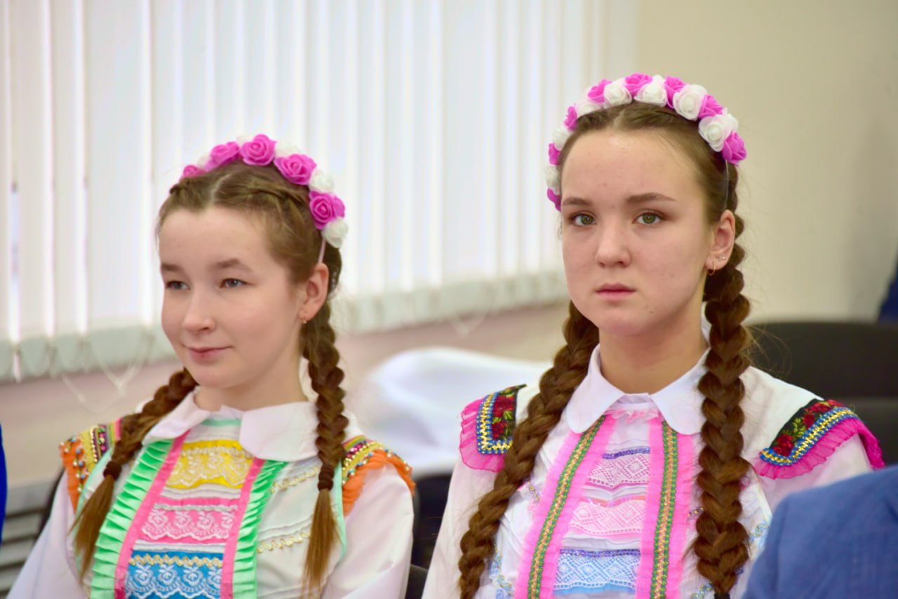 В Марийском научно-исследовательском институте языка, литературы и истории им. В.М. Васильева прошел масштабный научный форум «От грамматики черемисского языка до цифровых технологий (1775-2025)» В Марийском научно-исследовательском институте языка, литературы и истории им. В.М. Васильева прошел масштабный научный форум «От грамматики черемисского языка до цифровых технологий (1775-2025)»