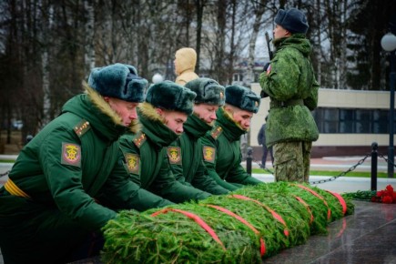 В Йошкар-Оле отдали почести Героям Отечества