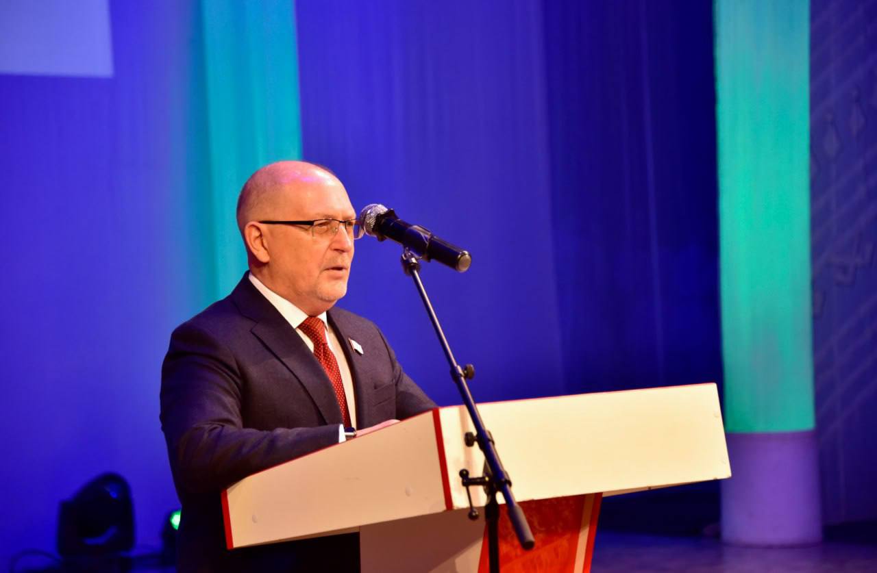 Сегодня в Марий Эл отметили государственный праздник – День марийской письменности Сегодня в Марий Эл отметили государственный праздник – День марийской письменности