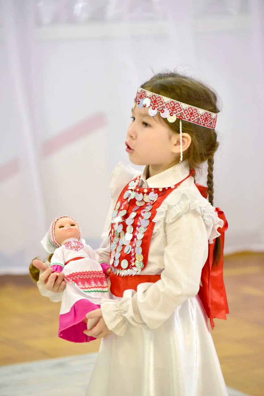 ЛАРИСА ЯКОВЛЕВА ПОПРИВЕТСТВОВАЛА УЧАСТНИКОВ КОНКУРСА ЧТЕЦОВ НА МАРИЙСКОМ ЯЗЫКЕ «БУКЕТ ПОЭЗИИ» СРЕДИ ДОШКОЛЬНИКОВ ЙОШКАР-ОЛЫ ЛАРИСА ЯКОВЛЕВА ПОПРИВЕТСТВОВАЛА УЧАСТНИКОВ КОНКУРСА ЧТЕЦОВ НА МАРИЙСКОМ ЯЗЫКЕ «БУКЕТ ПОЭЗИИ» СРЕДИ ДОШКОЛЬНИКОВ ЙОШКАР-ОЛЫ