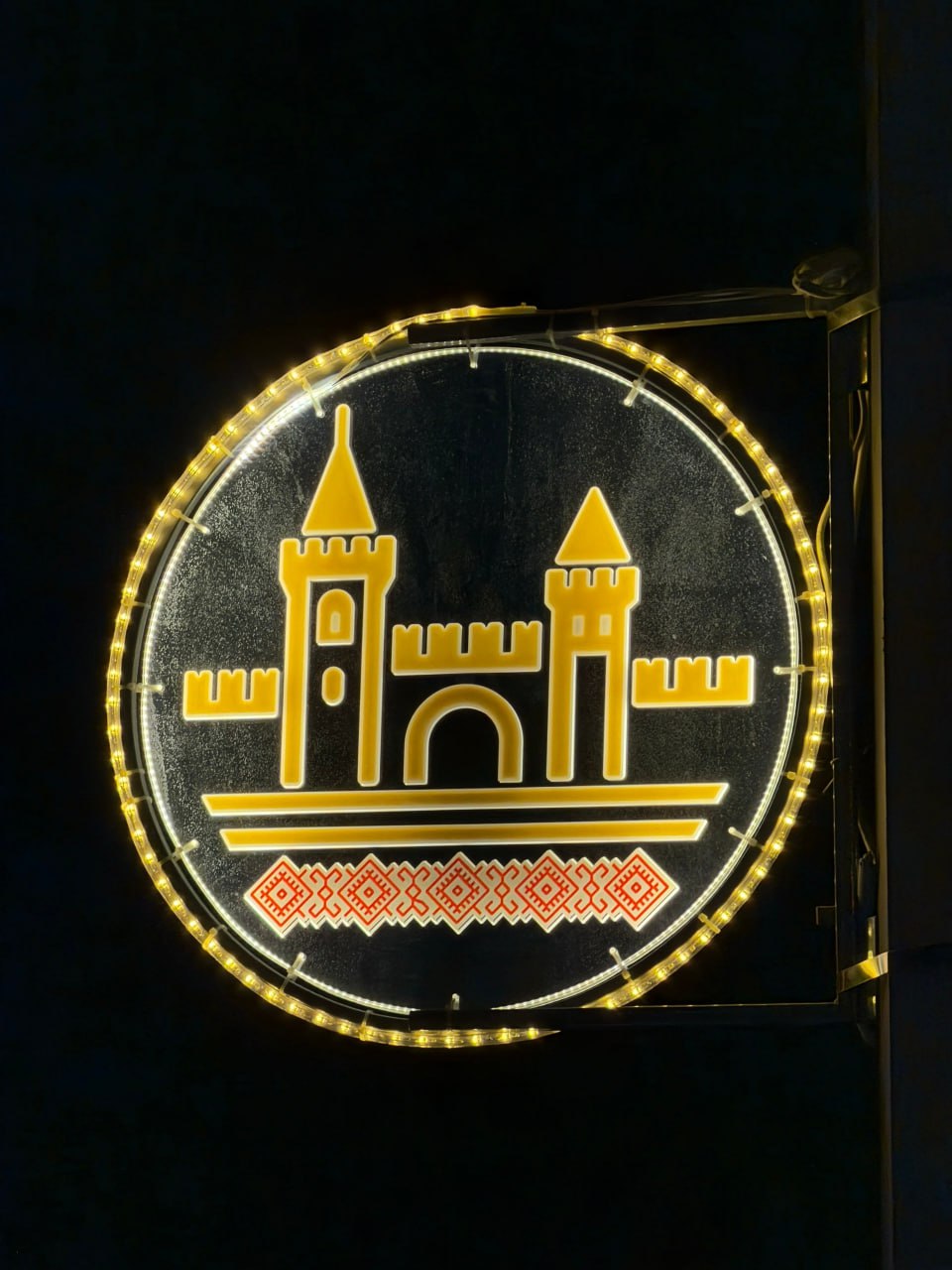 В преддверии самого главного зимнего праздника Йошкар-Ола преображается В преддверии самого главного зимнего праздника Йошкар-Ола преображается