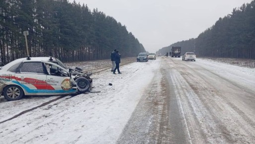 В Марий Эл столкнулись грузовик и две легковушки — один человек погиб