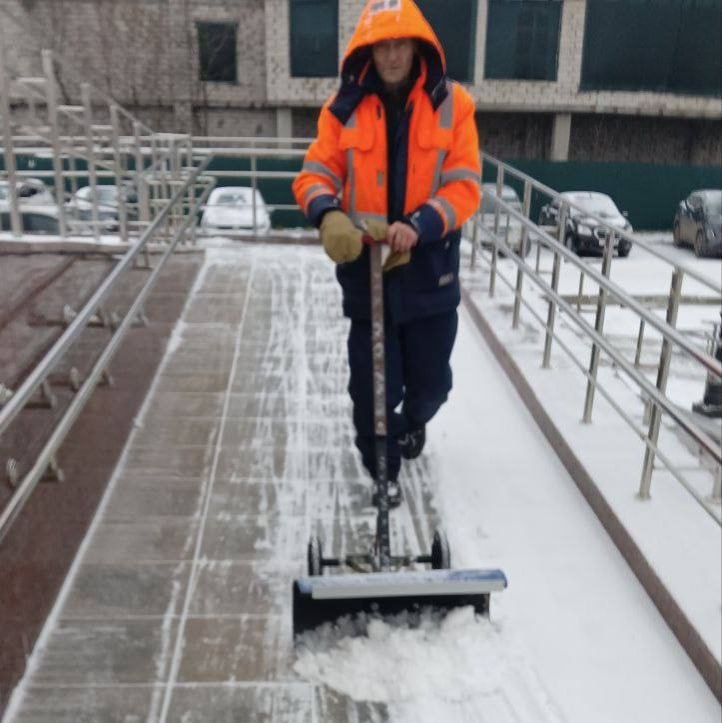 Наконец-то зимний пейзаж раскрыл свои красоты за нашими окнами! Наконец-то зимний пейзаж раскрыл свои красоты за нашими окнами!