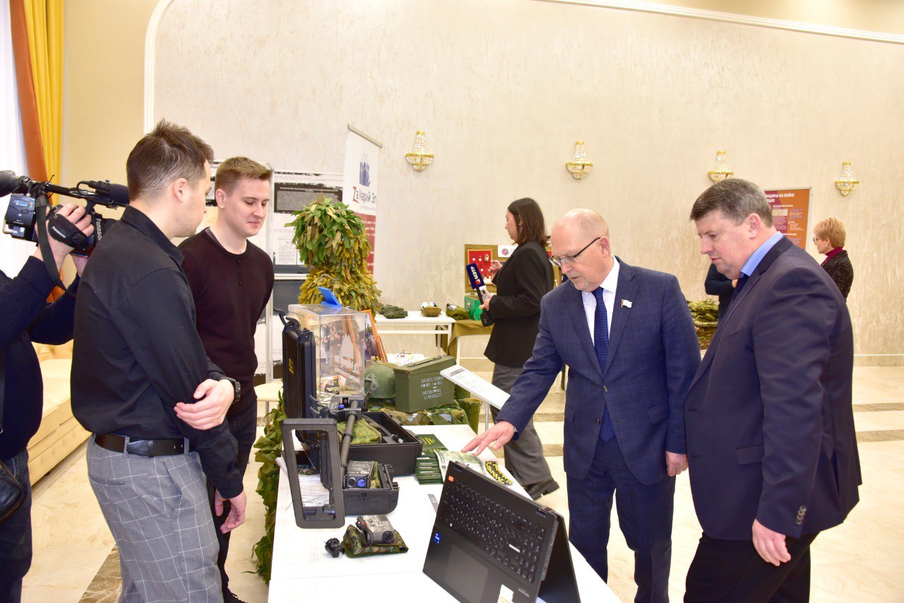 МИХАИЛ ВАСЮТИН: «ГРАЖДАНСКИЙ ФОРУМ — ОСНОВА ДЛЯ РЕШЕНИЙ, ОТВЕЧАЮЩИХ ЗАПРОСАМ ЖИТЕЛЕЙ» МИХАИЛ ВАСЮТИН: «ГРАЖДАНСКИЙ ФОРУМ — ОСНОВА ДЛЯ РЕШЕНИЙ, ОТВЕЧАЮЩИХ ЗАПРОСАМ ЖИТЕЛЕЙ»