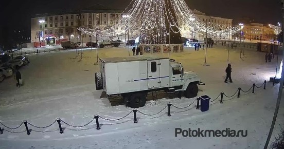 Установка главной елки Марий Эл почти завершена