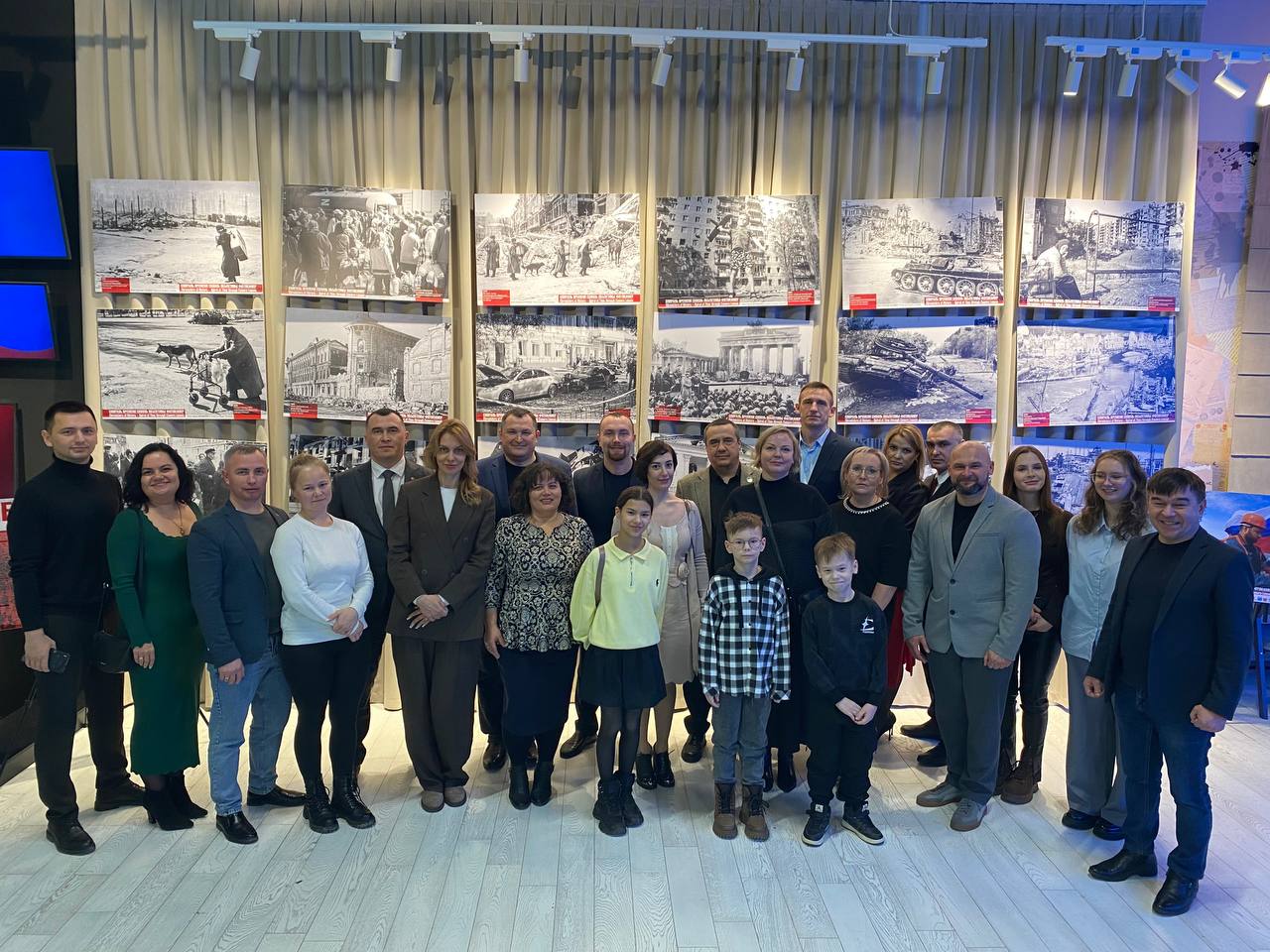 Участники региональной кадровой программы «Герои Марий Эл. Талешке-влак» посетили музейно-патриотический центр «Герои Отечества» Участники региональной кадровой программы «Герои Марий Эл. Талешке-влак» посетили музейно-патриотический центр «Герои Отечества»