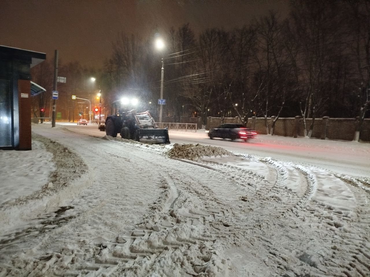 В Йошкар-Оле коммунальные службы перешли на усиленный режим работы из-за обильного снегопада В Йошкар-Оле коммунальные службы перешли на усиленный режим работы из-за обильного снегопада