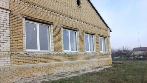 Марийские мастера чинят детсад Куйбышевского округа