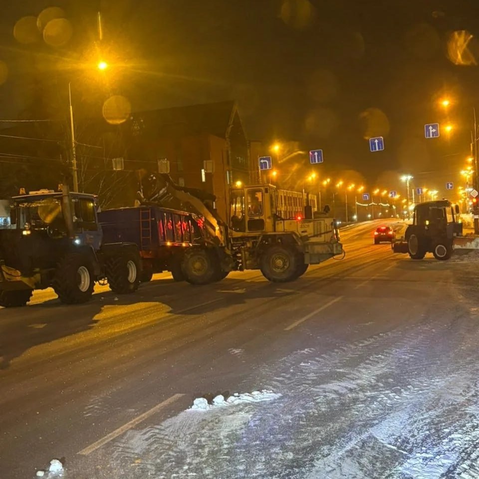 Выходные дни сотрудников дорожных служб АО «Город» прошли в полном рабочем режиме Выходные дни сотрудников дорожных служб АО «Город» прошли в полном рабочем режиме