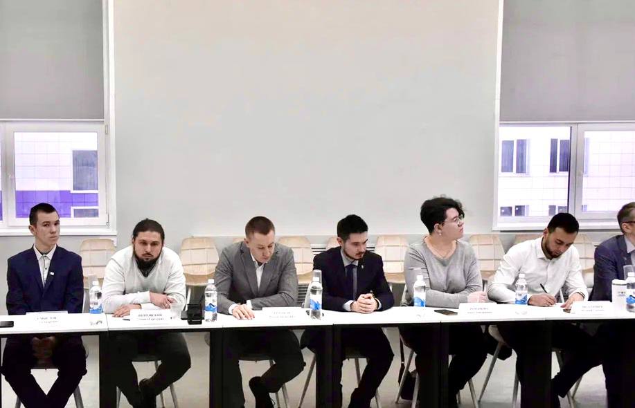 В МАРИЙ ЭЛ ОБСУЖДАЮТ ЗАПРЕТ НА ПРОДАЖУ ВЕЙПОВ В МАРИЙ ЭЛ ОБСУЖДАЮТ ЗАПРЕТ НА ПРОДАЖУ ВЕЙПОВ