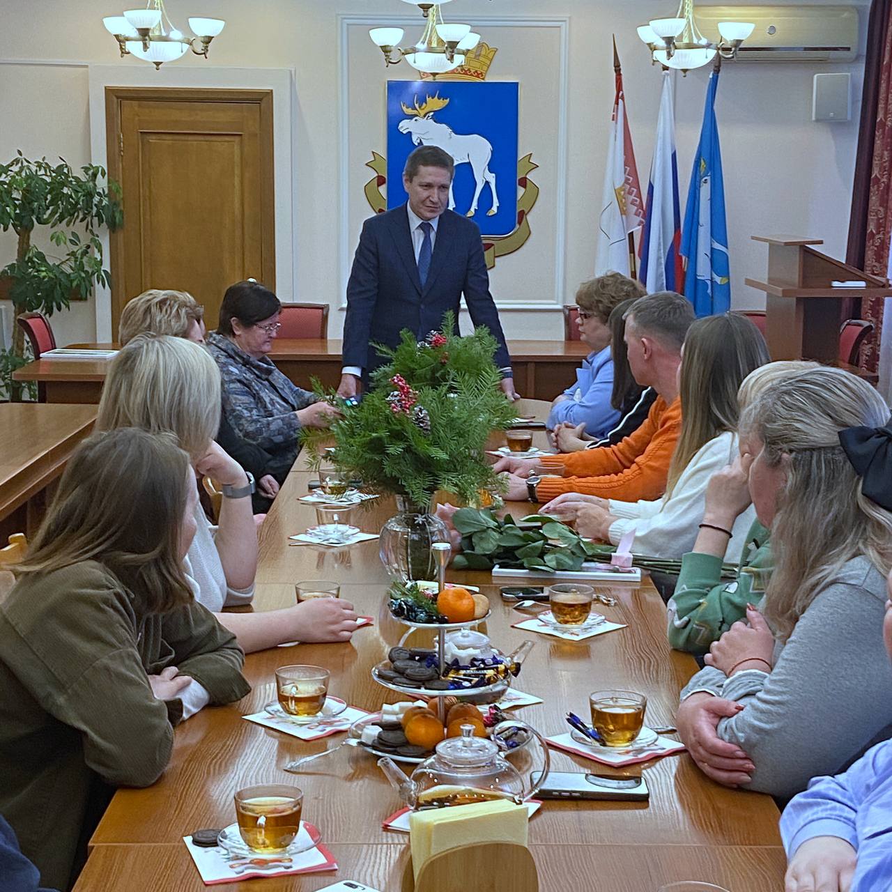 В администрации города подвели итоги года с представителями территориальных общественных самоуправлений В администрации города подвели итоги года с представителями территориальных общественных самоуправлений