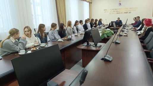 Волонтёры культуры встретились с министром культуры Марий Эл