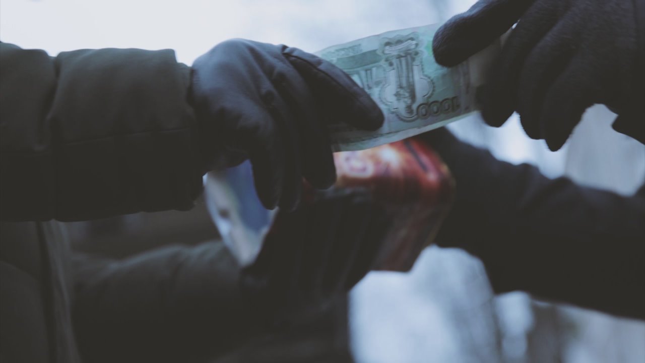 Салют — не игрушка. Один неверный шаг — и праздник может закончиться в больнице