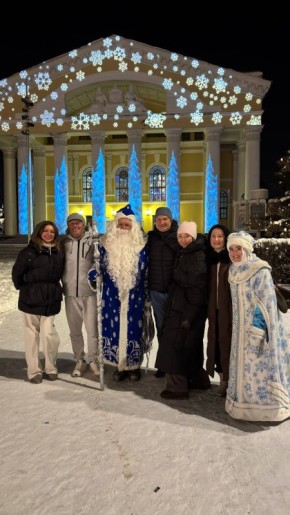 Как проводите свои новогодние выходные? Надеемся, с пользой и очень весело!