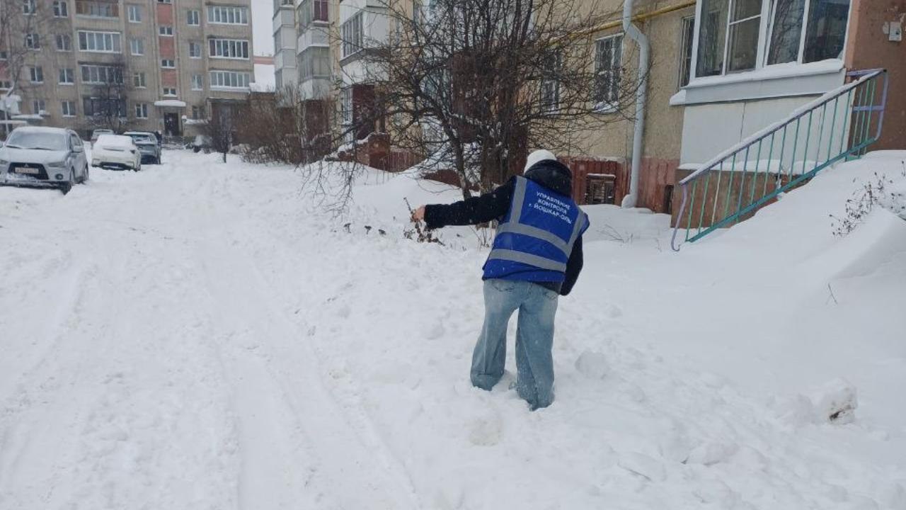 50 дворов Йошкар-Олы проинспектировали на наличие сугробов и «подснежников»