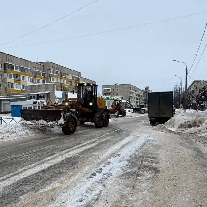 Снегоуборочная кампания в столице Марий Эл: работаем и в праздники! Снегоуборочная кампания в столице Марий Эл: работаем и в праздники!