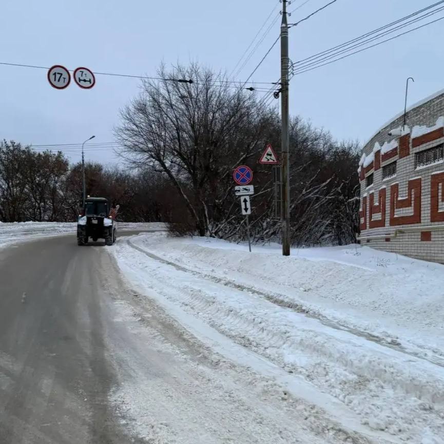 Снегоуборочная кампания в столице Марий Эл: работаем и в праздники! Снегоуборочная кампания в столице Марий Эл: работаем и в праздники!