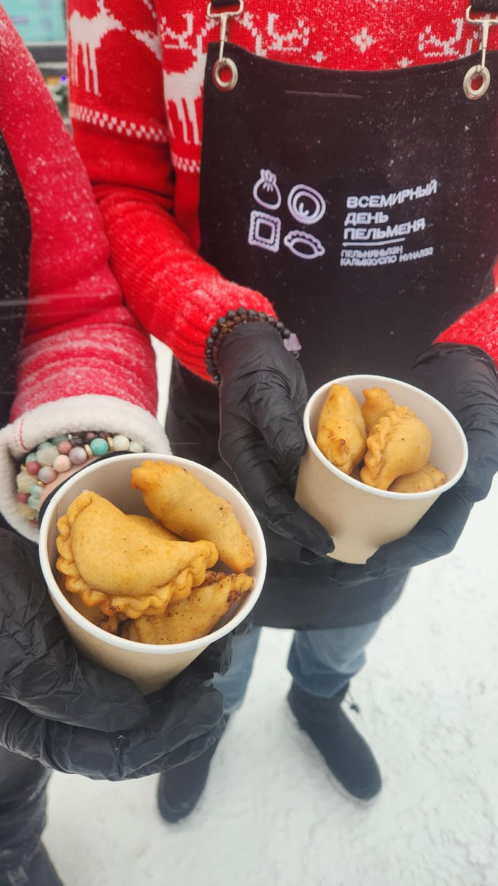 Повара из Марий Эл стали участниками гастрономического фестиваля «Всемирный день пельменя» в Ижевске Повара из Марий Эл стали участниками гастрономического фестиваля «Всемирный день пельменя» в Ижевске