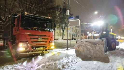 В 2026 году зима решила показать, кто дома хозяин и обрушила массу снега на улицы Йошкар-Олы