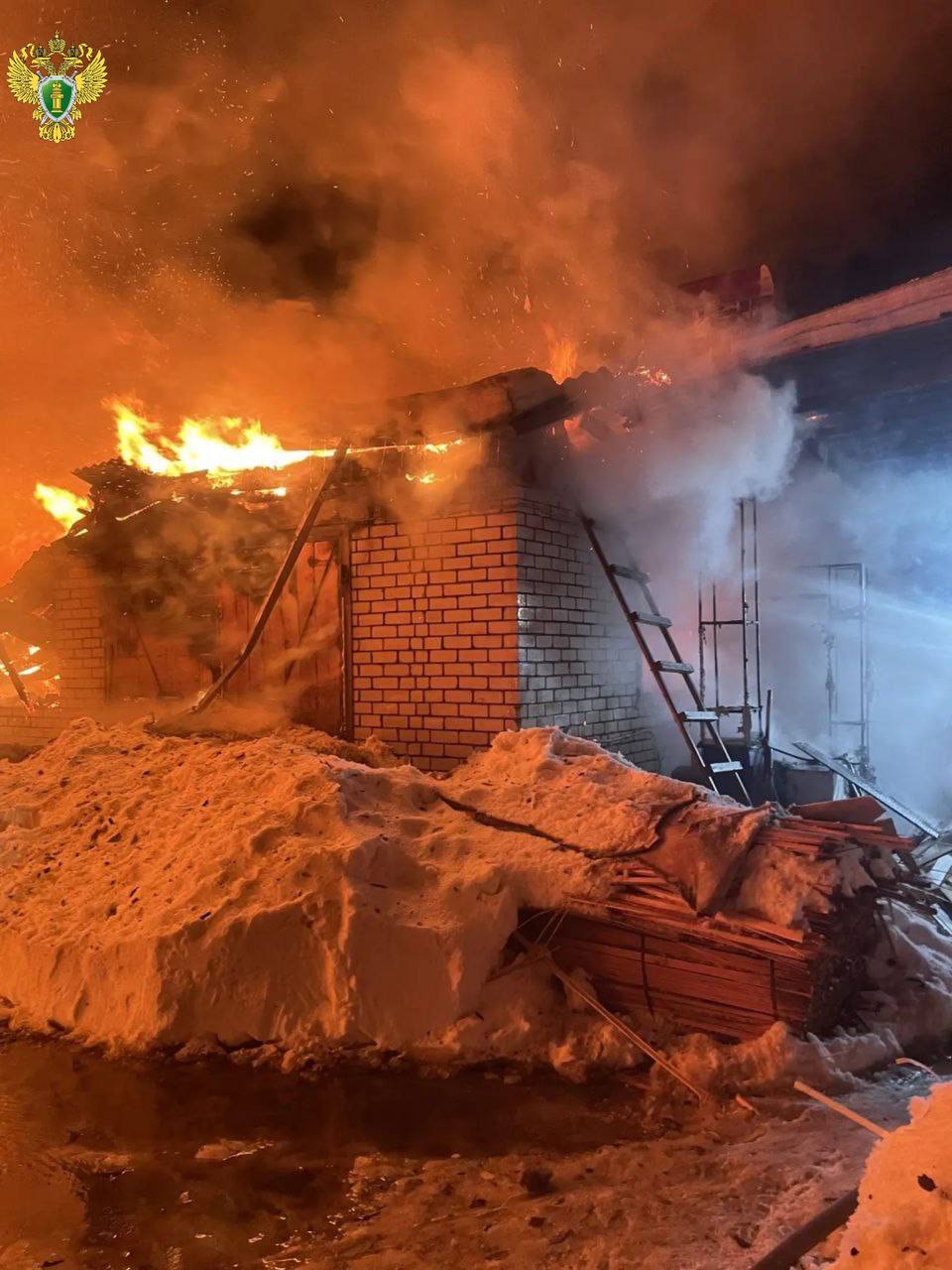 В Волжске сегодня произошел крупный пожар В Волжске сегодня произошел крупный пожар