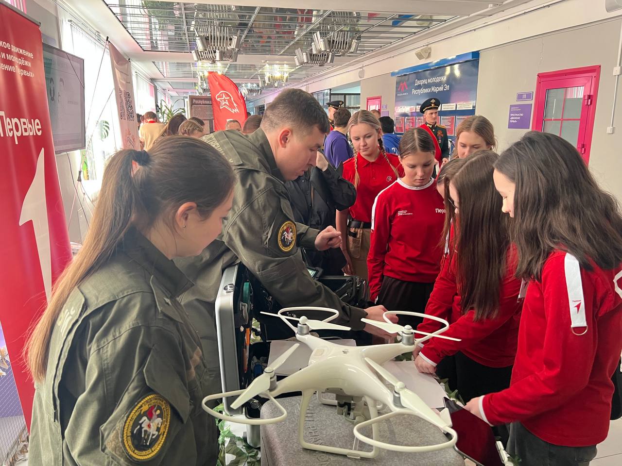 Сотрудники следственного управления СК России по Республике Марий Эл приняли участие в открытии Республиканского месячника оборонно-массовой и военно-патриотической работы Сотрудники следственного управления СК России по Республике Марий Эл приняли участие в открытии Республиканского месячника оборонно-массовой и военно-патриотической работы