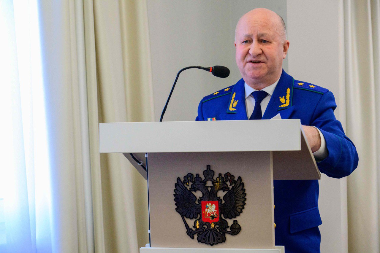 Юрий Зайцев: «Прокуратура остается надежной опорой нашего государства и общества» Юрий Зайцев: «Прокуратура остается надежной опорой нашего государства и общества»