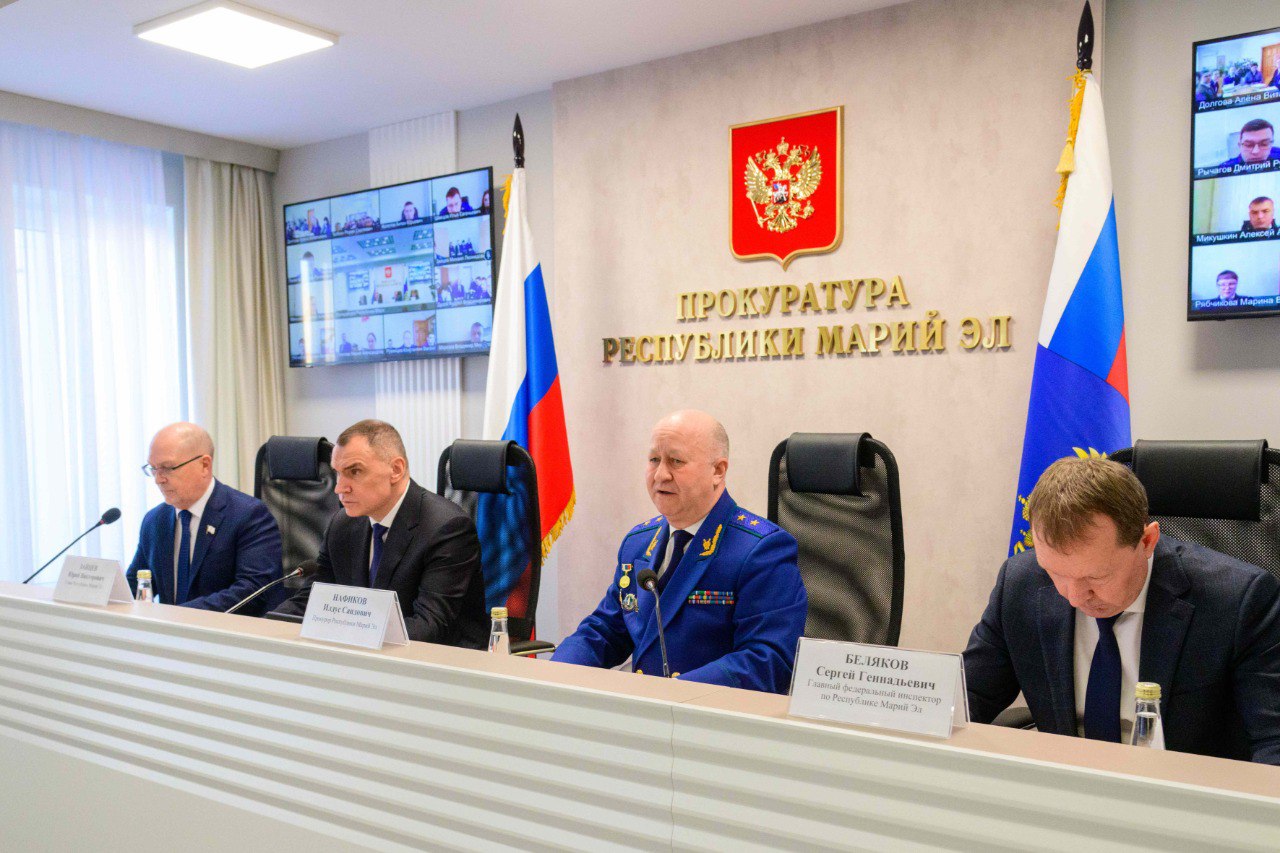 Юрий Зайцев: «Прокуратура остается надежной опорой нашего государства и общества»