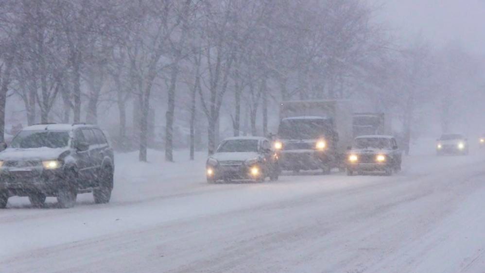 Уважаемые водители!. По прогнозам синоптиков, завтра, 27 января местами по Республике Марий Эл ожидаются порывы ветра 15-18 м/с, сильный снег, метель и как следствие ухудшение видимости