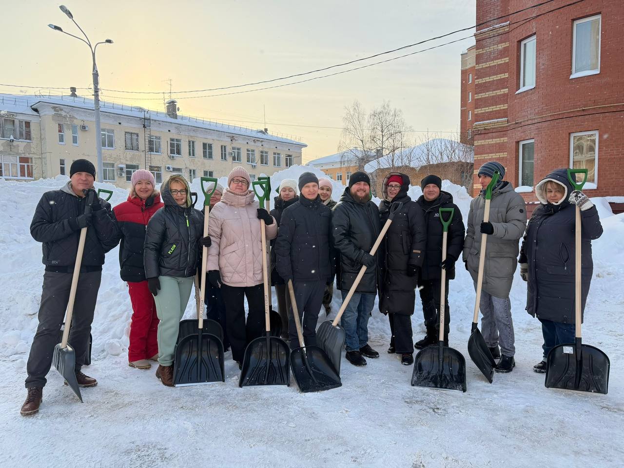 Снежник в Йошкар-Оле. В столице продолжается активная уборка снега Снежник в Йошкар-Оле. В столице продолжается активная уборка снега