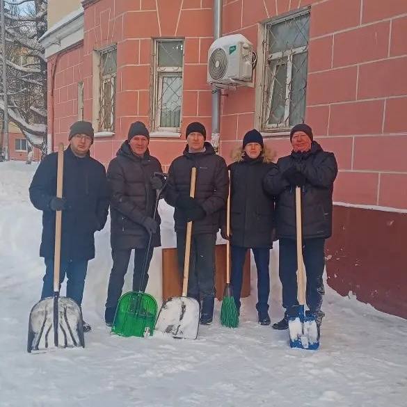 Снежник в Йошкар-Оле. В столице продолжается активная уборка снега Снежник в Йошкар-Оле. В столице продолжается активная уборка снега