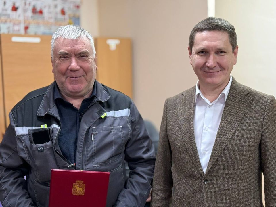 Антон Трудинов: Поздравил сотрудников «Лифтовое хозяйство» с профессиональным праздником